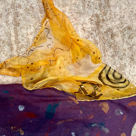 Rabbit designs Size 14. Hand painted. One of a kind top. - Picture 8 of 8